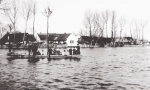 Lidé z Polabce při povodni v roce 1907