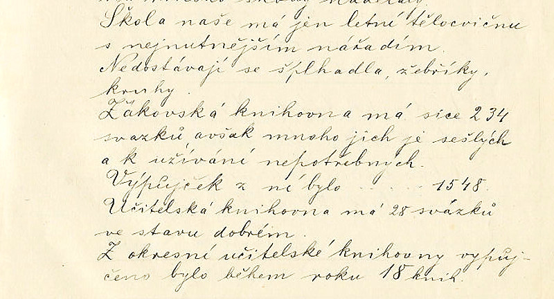 03_Knihovna školy Kronika r.1903-04.jpg