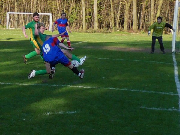 K.Lhota B-Hořátev 0:1 dne 12.4.2009