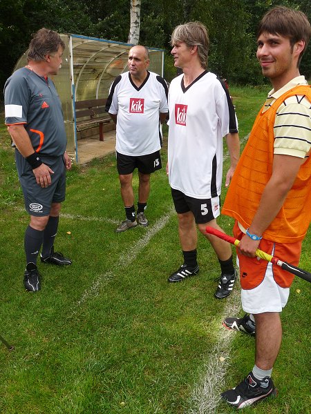Garda Kostelní Lhota-ženy Dukla Praha 5:2 dne 6.8.2011 při oslavách 90 let sportu v obci