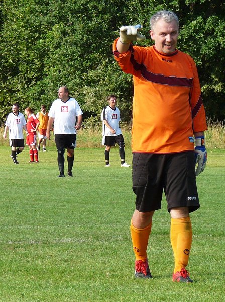 Garda Kostelní Lhota-ženy Dukla Praha 5:2 dne 6.8.2011 při oslavách 90 let sportu v obci