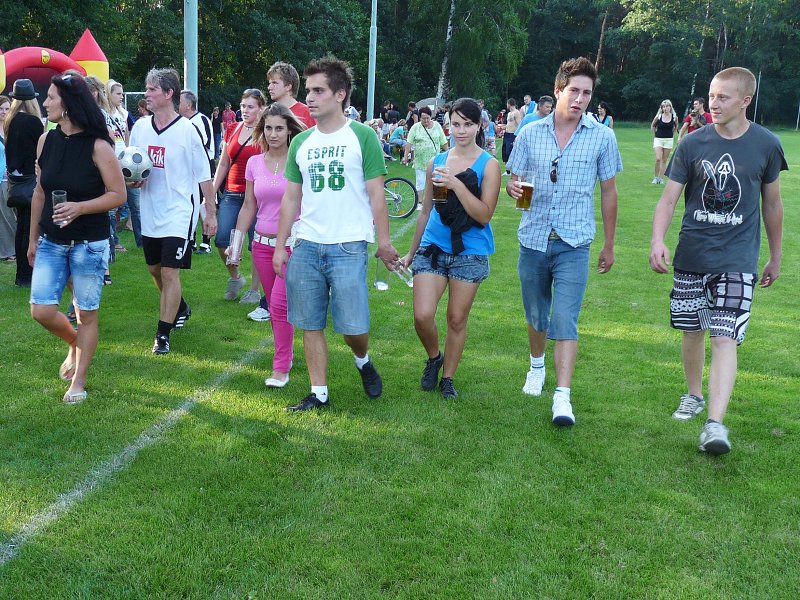 Garda Kostelní Lhota-ženy Dukla Praha 5:2 dne 6.8.2011 při oslavách 90 let sportu v obci