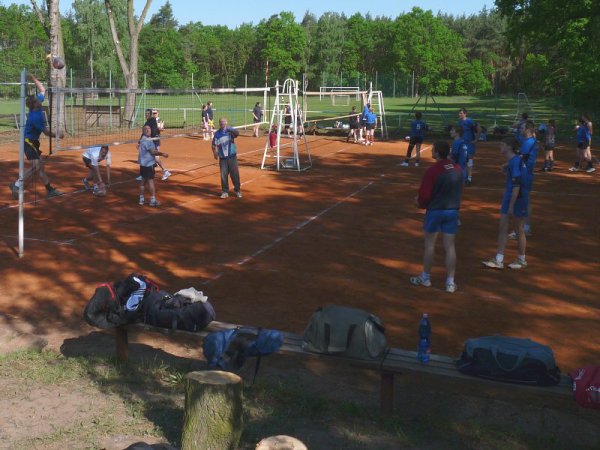 Volejbal v Kostelní Lhotě 2.5.2009