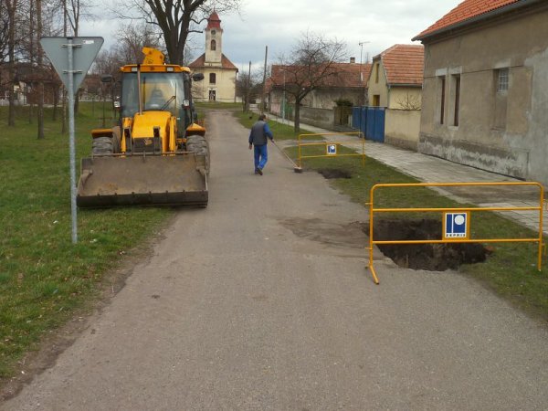 Výstavba vodovodu 18.3.2009