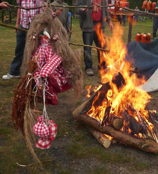 Čarodejnice na hřišti 30.4.2009