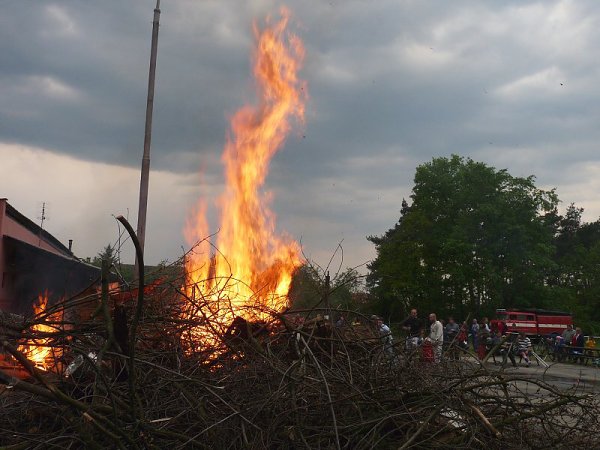 Čarodejnice na hřišti 30.4.2009