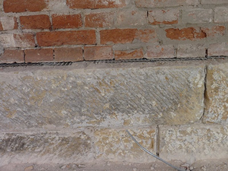 Oprava bývalé fary dne 3.11.2010