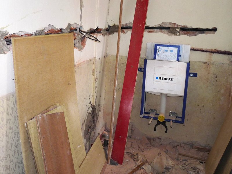 Oprava bývalé fary dne 10. a 22. 11. 2010