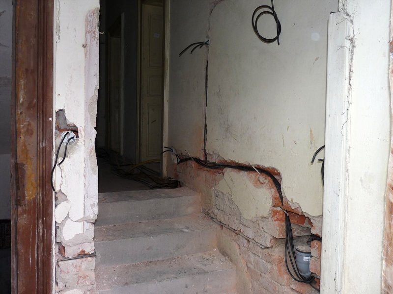 Oprava bývalé fary dne 10. a 22. 11. 2010