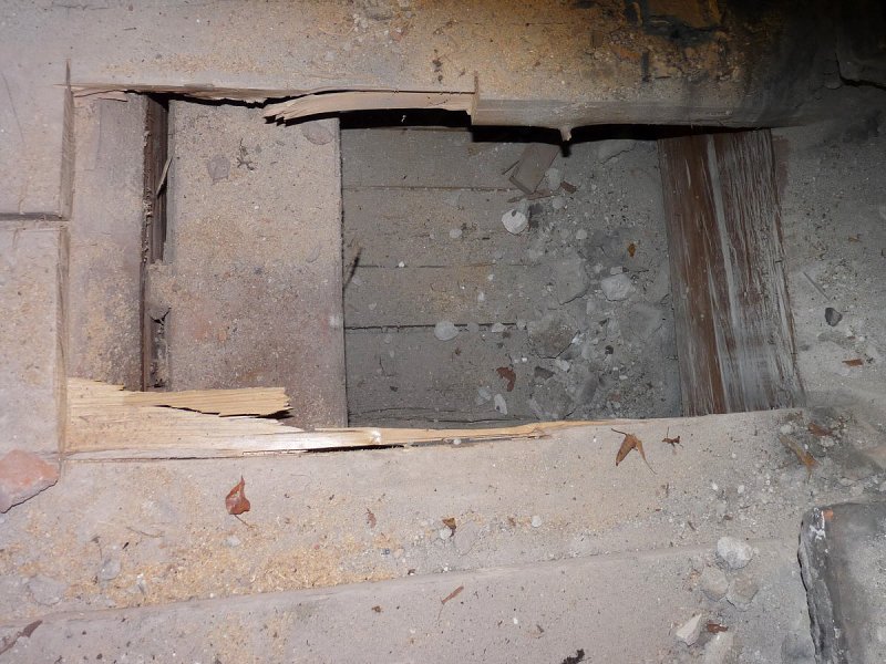 Oprava bývalé fary dne 10. a 22. 11. 2010