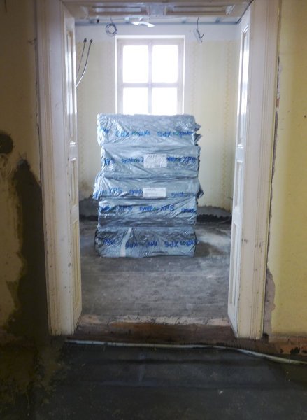 Oprava bývalé fary dne 25. a 30. 11. 2010