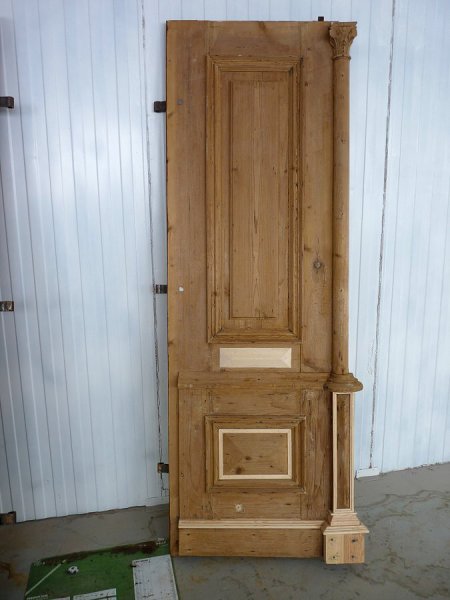 Rekonstrukce dvěří bývalé fary dne 15. 12. 2010