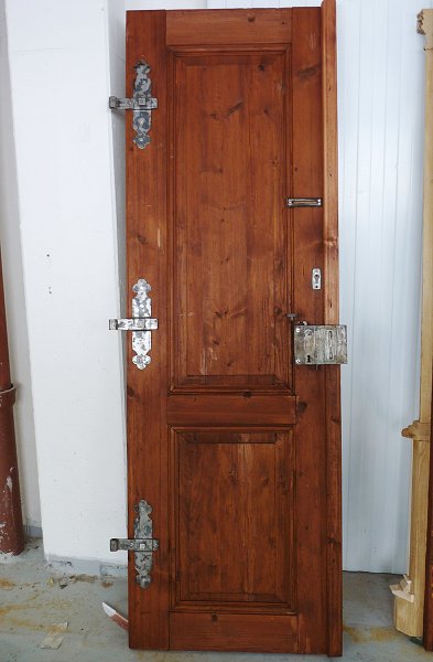 Rekonstrukce dvěří bývalé fary dne 15. 12. 2010