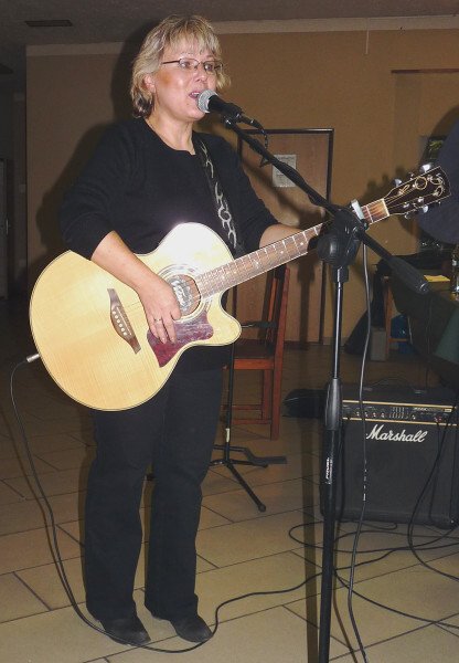 Country večer v Kostelní Lhotě Na Růžku dne 15.1.2011