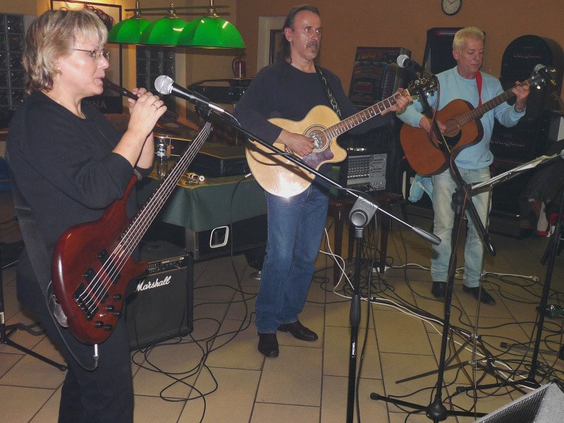 Country večer v Kostelní Lhotě Na Růžku dne 15.1.2011