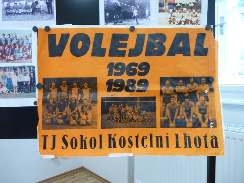 Otevření nové budovy OÚ Kostelní Lhota v opravené bývalé faře dne 18.6.2011