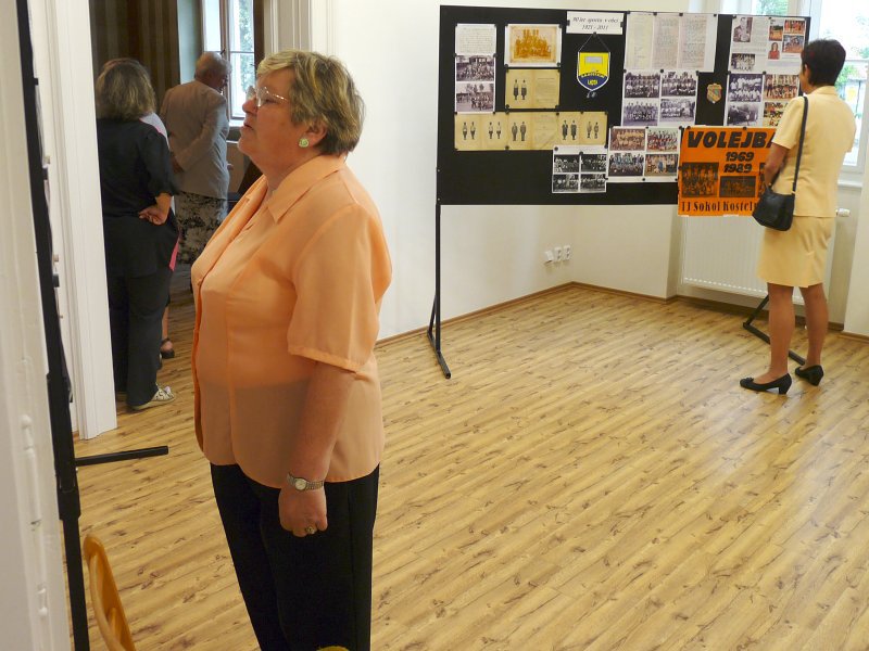 Otevření nové budovy OÚ Kostelní Lhota v opravené bývalé faře dne 18.6.2011