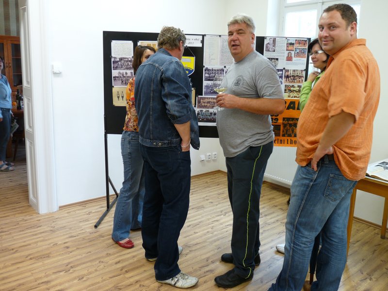 Otevření nové budovy OÚ Kostelní Lhota v opravené bývalé faře dne 18.6.2011