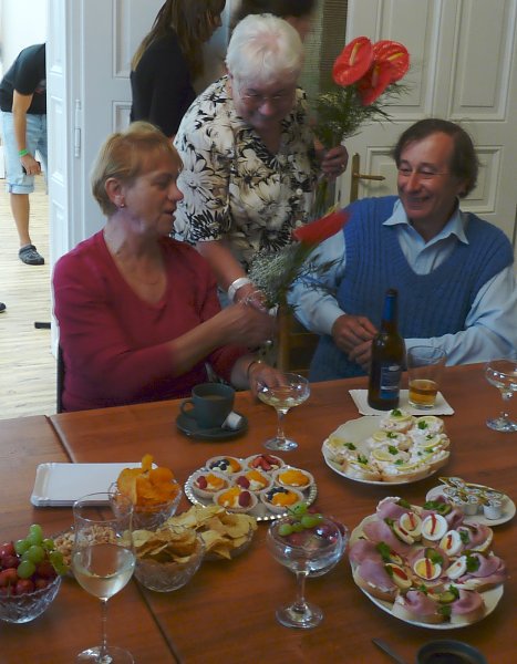 Otevření nové budovy OÚ Kostelní Lhota v opravené bývalé faře dne 18.6.2011